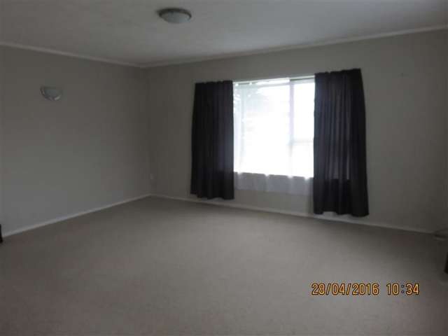 1/9 Tina Place Sunnyhills_1