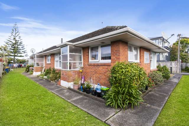 2/32 Karaka Street Takapuna_4