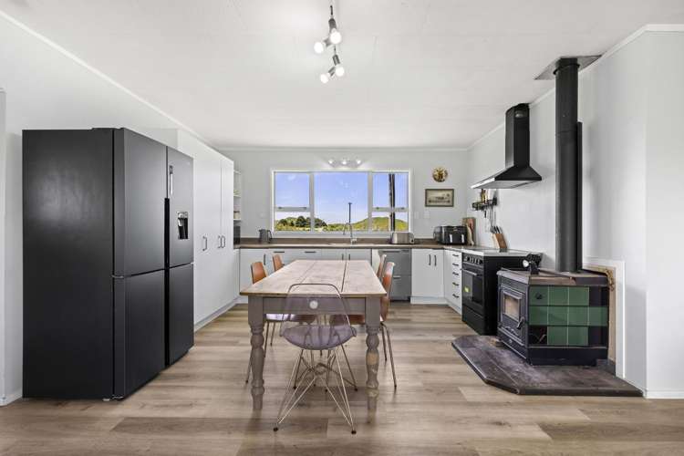 822 Kawhia Road Makomako_12