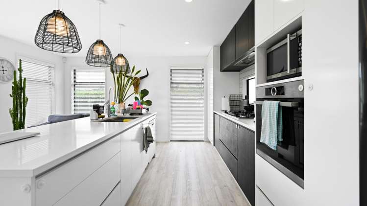 13 Libeau Road 1053_10