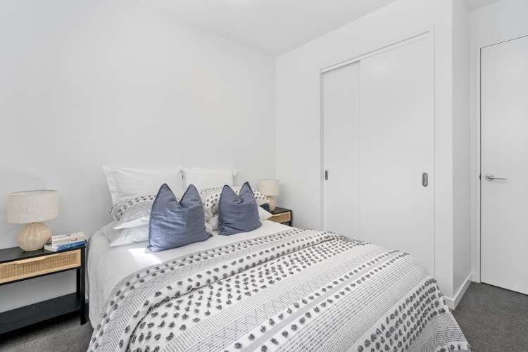 2/69 Tiketike Way Brooklyn_17