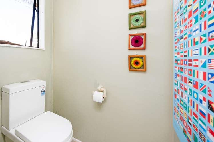 8 Cousins Avenue East Foxton Beach_8