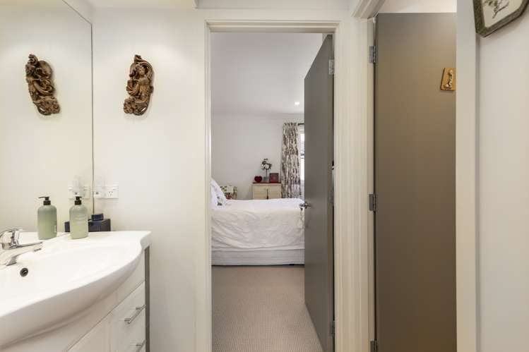 4 Easthaven Place Redwoodtown_16