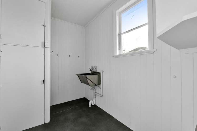 1 Vogel Street + 2 Laurent VC Street Hawera_25