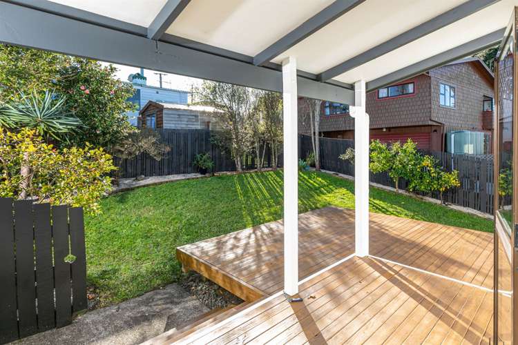 1/130 Golf Road Titirangi_18