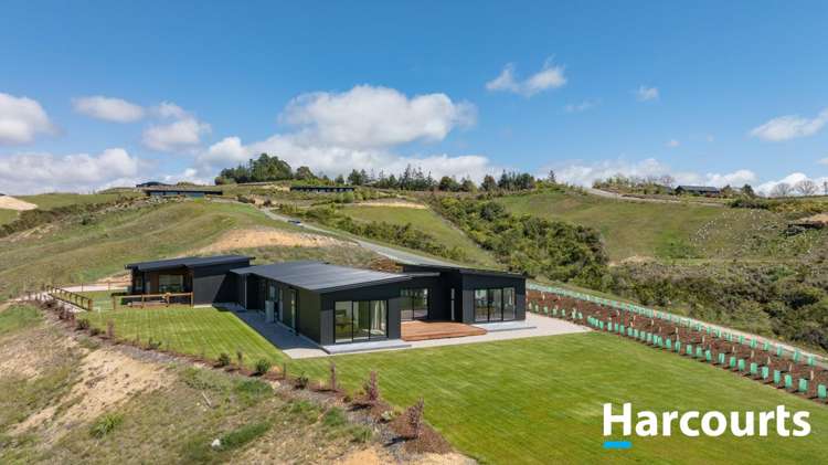 19 Mahana Ridge_0