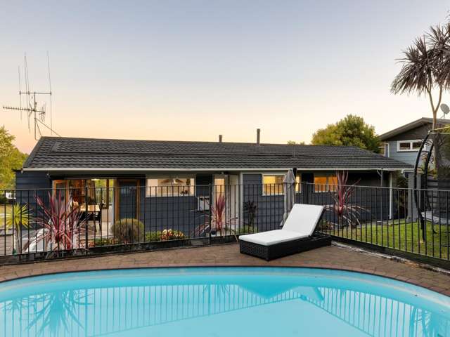 24 Rothesay Place Dinsdale_1