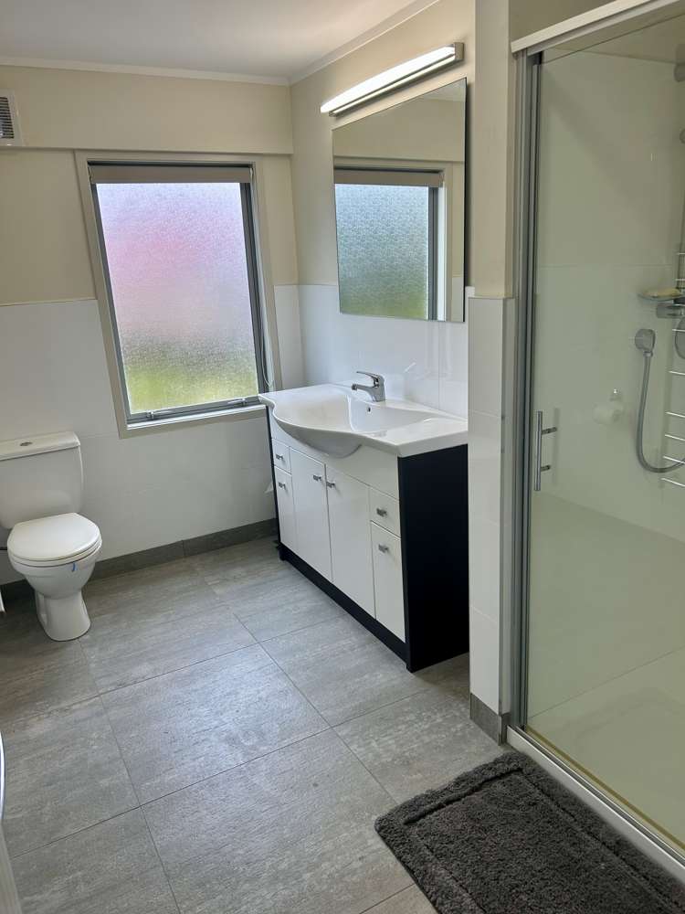 12A Mizpah Road Waiake_15