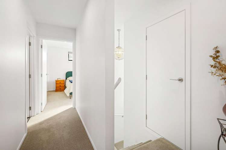 10A Crest Street Tainui_17