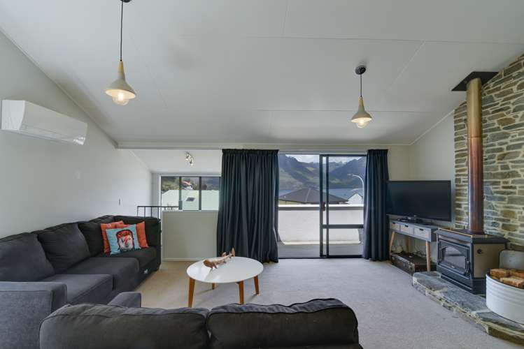 5a Wye Place Fernhill/Sunshine Bay_8