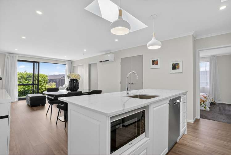 30 Winstone House Road_5