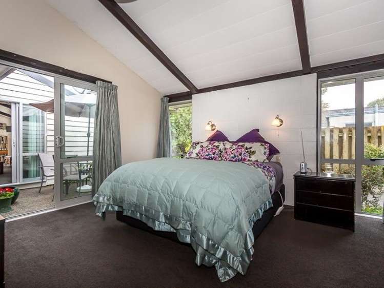 110 Linton Street West End_7