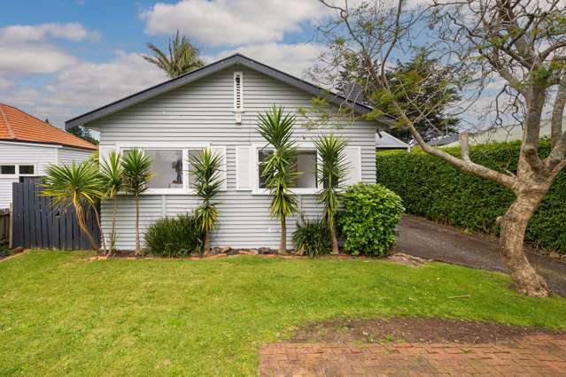 6 Phyllis Street Mount Albert_1