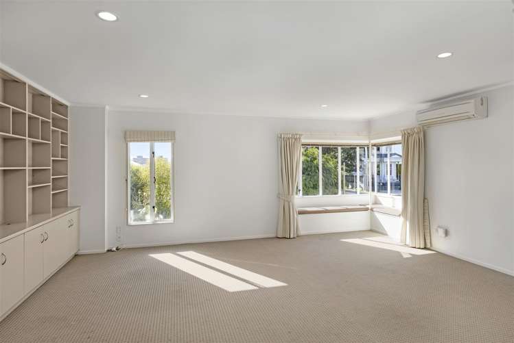 2/20 Up Francis Street Blenheim Central_5