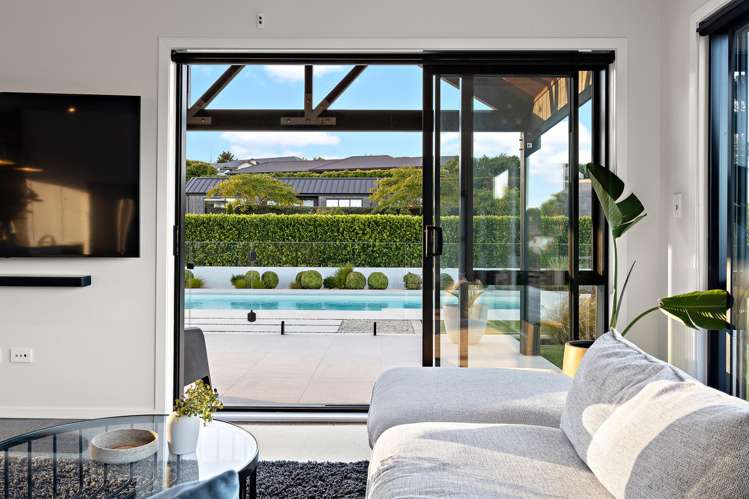 81 Solan Drive Waimauku_12