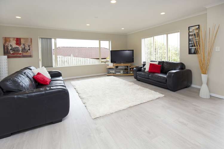 3 Rivervale Grove Stanmore Bay_7