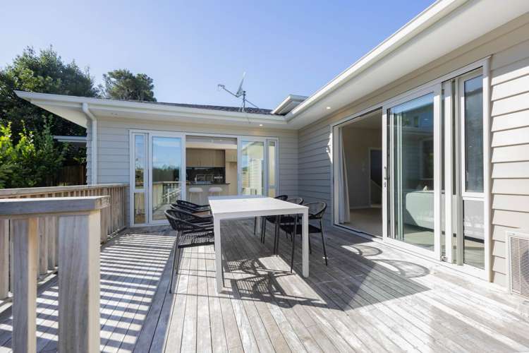 235h Titirangi Road Titirangi_2