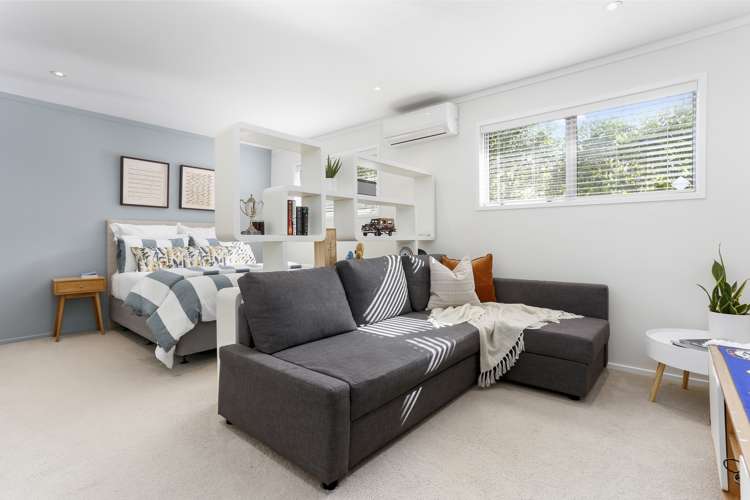 11 The Crest Sunnyhills_13