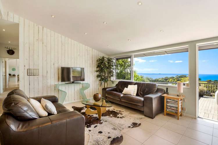 20 Queens Drive Oneroa_3