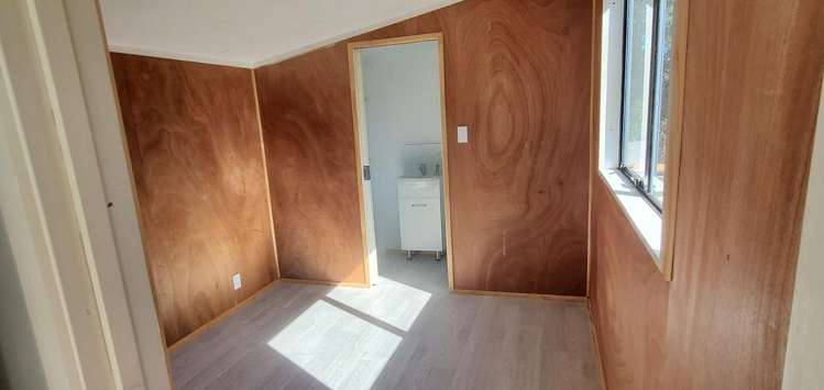 25A Titirangi Road New Lynn_2