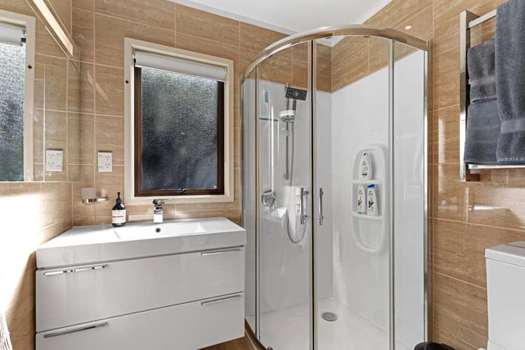 2/12 Wanita Place Totara Vale_11