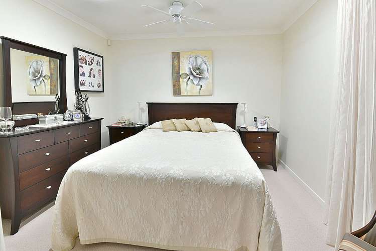 2 Sunshine Terrace Orewa_13