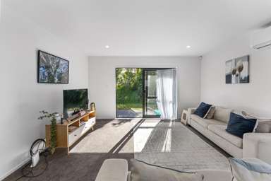 7 Winnie Close_3