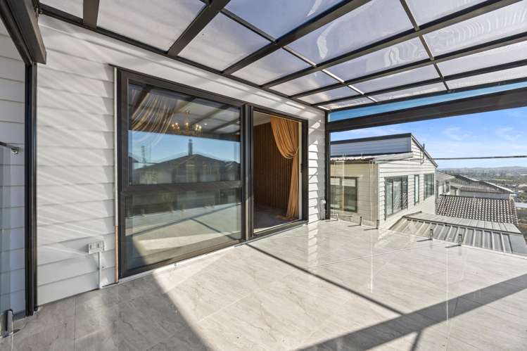 16 Lime Hill Rise Flat Bush_28