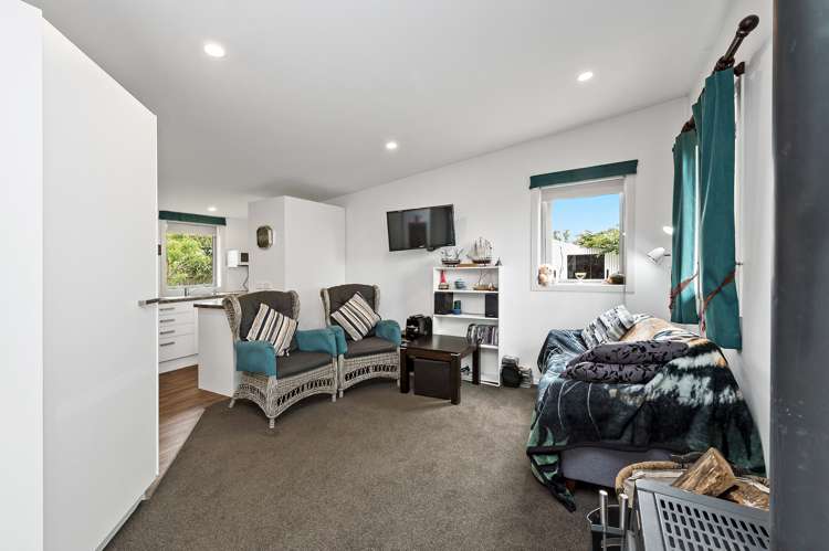 8 Cross Street Allenton_19