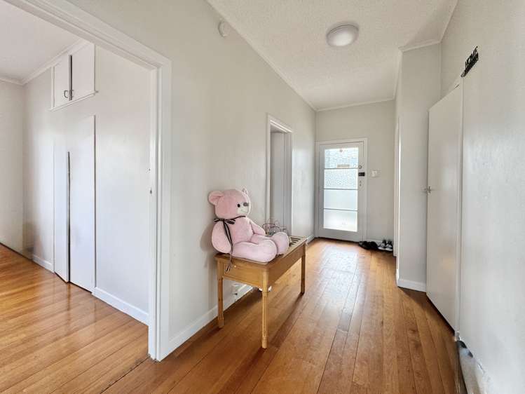 7 Marlene Avenue Te Atatu South_19