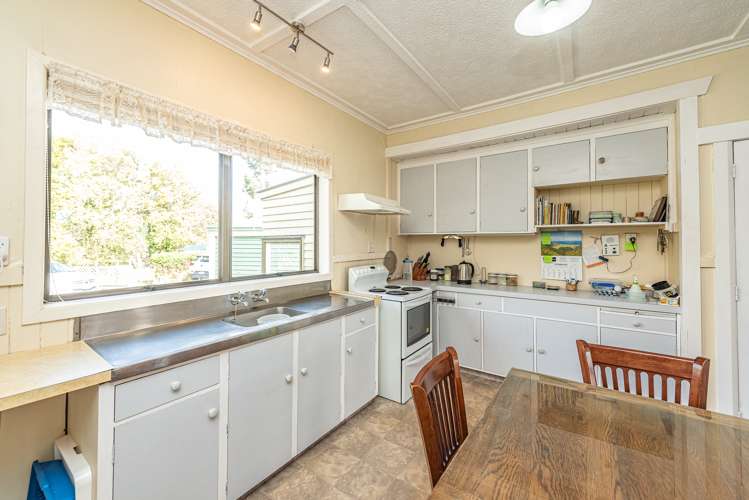 574 No 3 Line Okoia_5