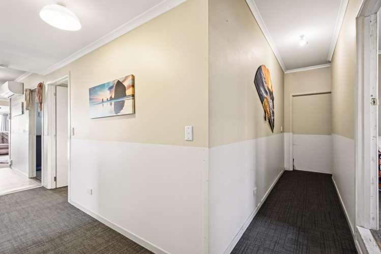 24 Hinemoa Avenue Taupo_15