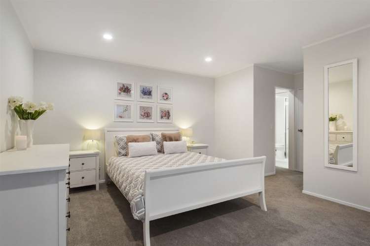 3 La Roche Place Northcote_14