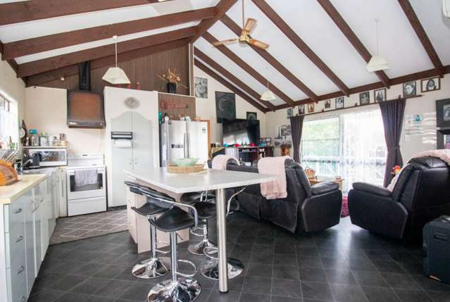 21 Washington Square Paeroa_1