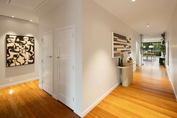 12 Jellicoe Drive Hamilton East_16