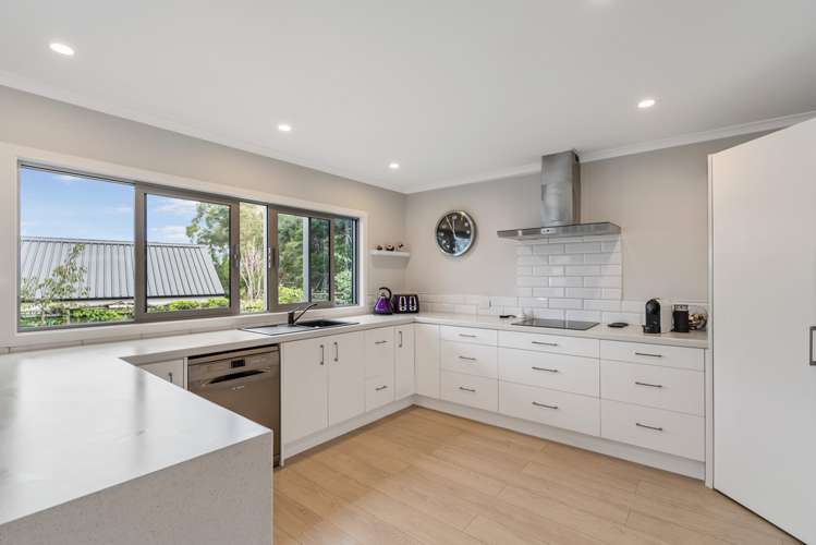 6 Te Puru Drive Maraetai_2