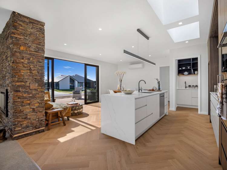 26 Whakahaumako Road Leamington_15