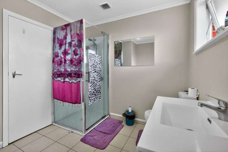 1 Isabel Grove Wainuiomata_9