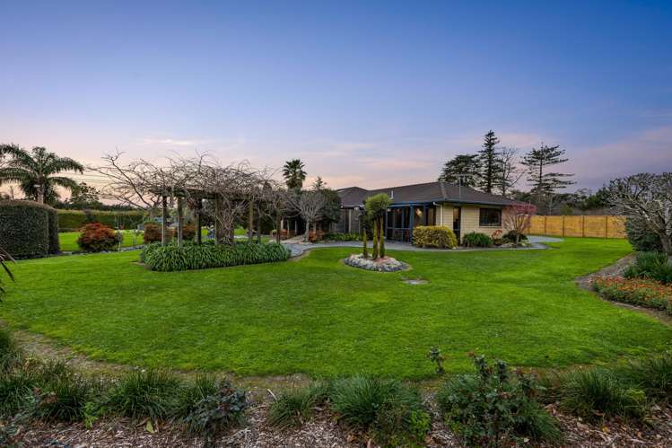 41 Whangaparaoa Road Red Beach_32