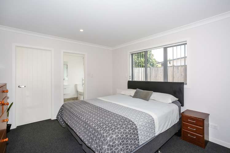 22 Regis Park Drive Pukekohe_4