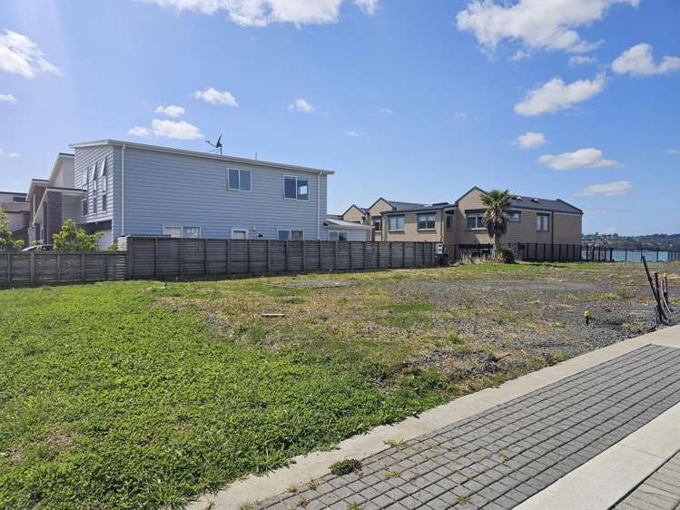 35,37&39 Turret Lane Hobsonville_11