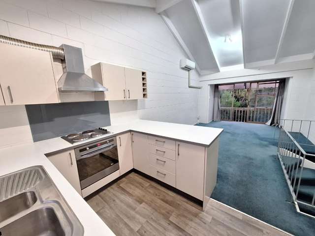 6/27 Don Croot Street 1703_1