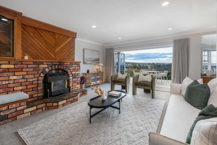 147 Churchill Road Rothesay Bay_11