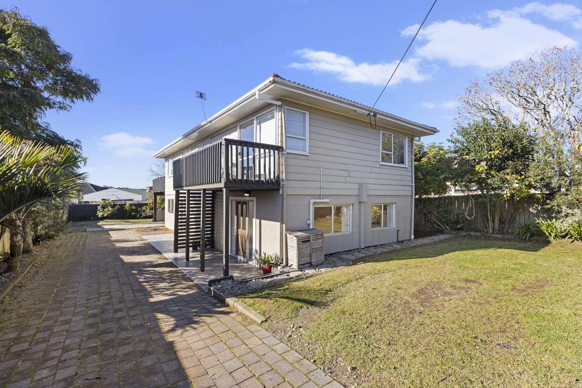 38 Beach Road Te Atatu Peninsula_0