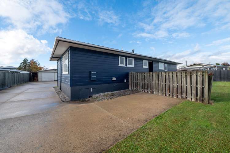 11 Byron Grove Owhata_25