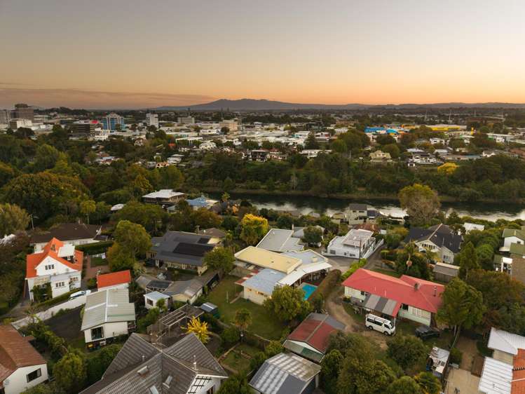 362 River Road Claudelands_35