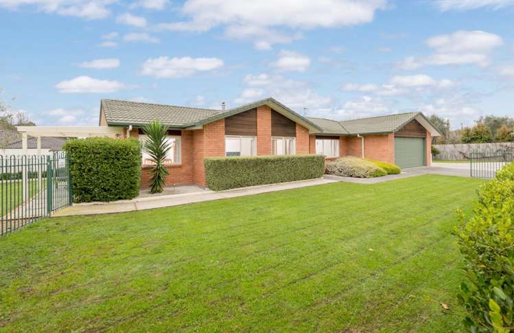 1 Solan Drive Waimauku_13