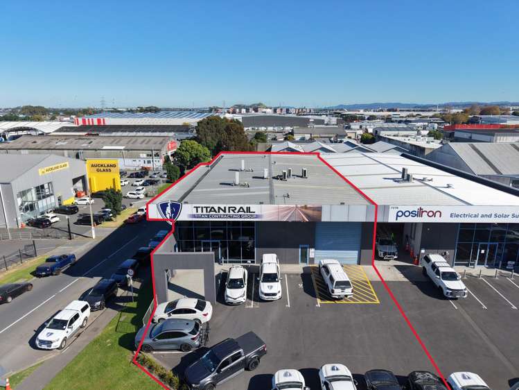 737 Great South Road_0