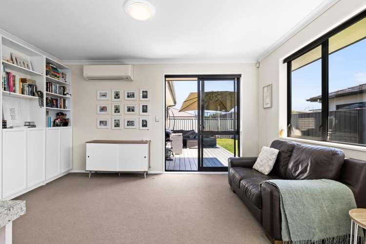 21 Drake Crescent Awatoto_9