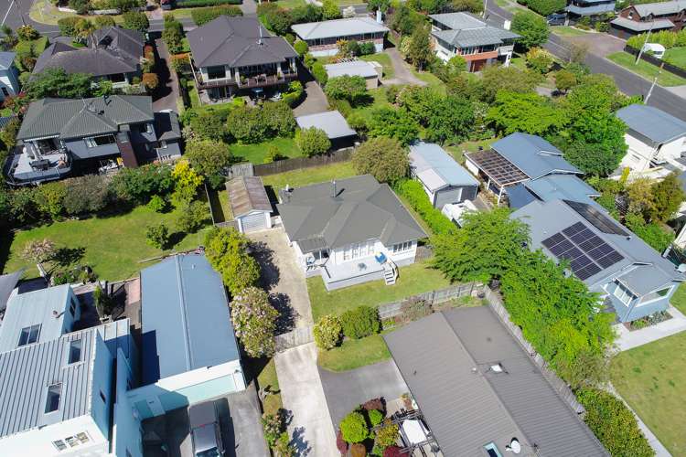 1/14 Mere Road Taupo_16